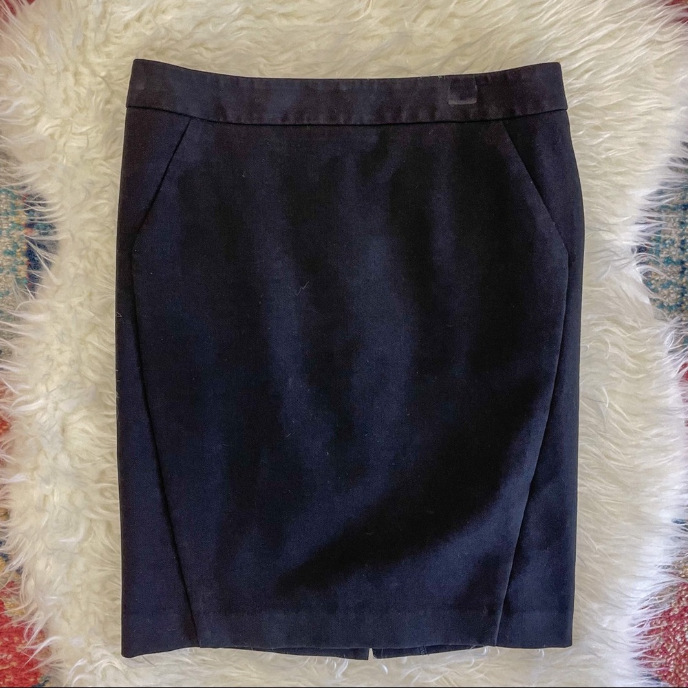 LOFT PENCIL SKIRT